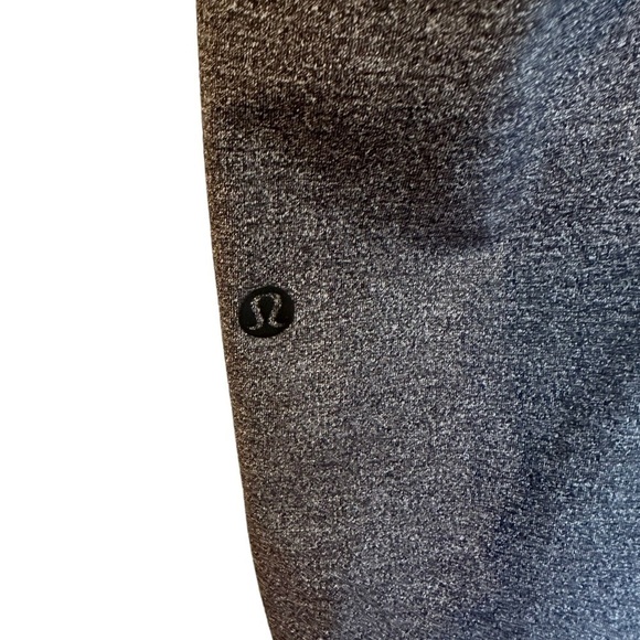 Lululemon On The Fly Pant Heathered Black 28” size 2 - Picture 8 of 8